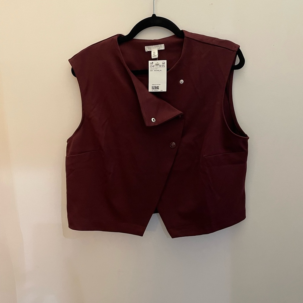 H&M Burgundy Sleeveless Top